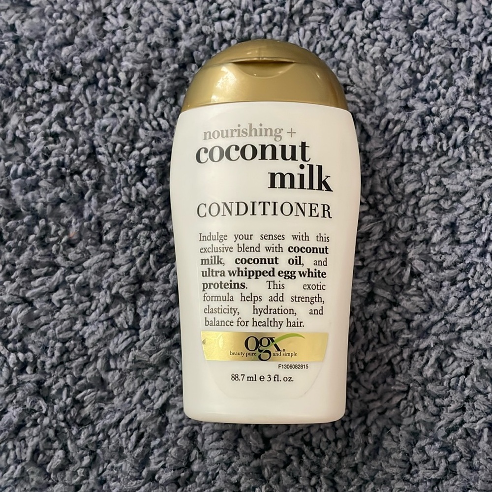 NWT nourishing + coconut milk conditioner